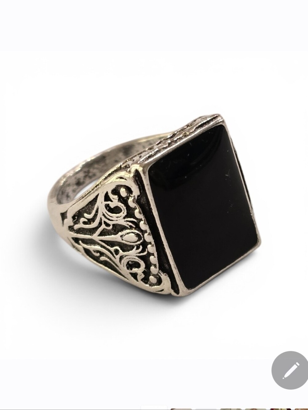 BLACK OBSIDIAN BEZEL SET  QUALITY ENGRAVED TITAINUM SILVER NEW MENS SIZE 8 RING